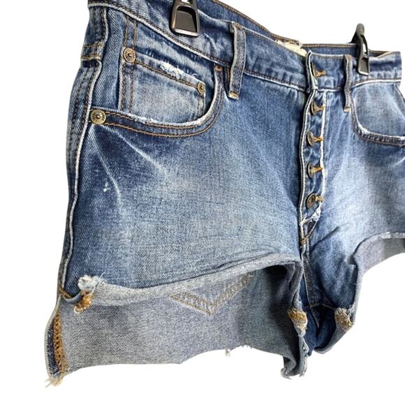 Free People Women's Blue Raw Hem Cut Offs High Rise Button Fly Jean Shorts sz 28 - Picture 3 of 16